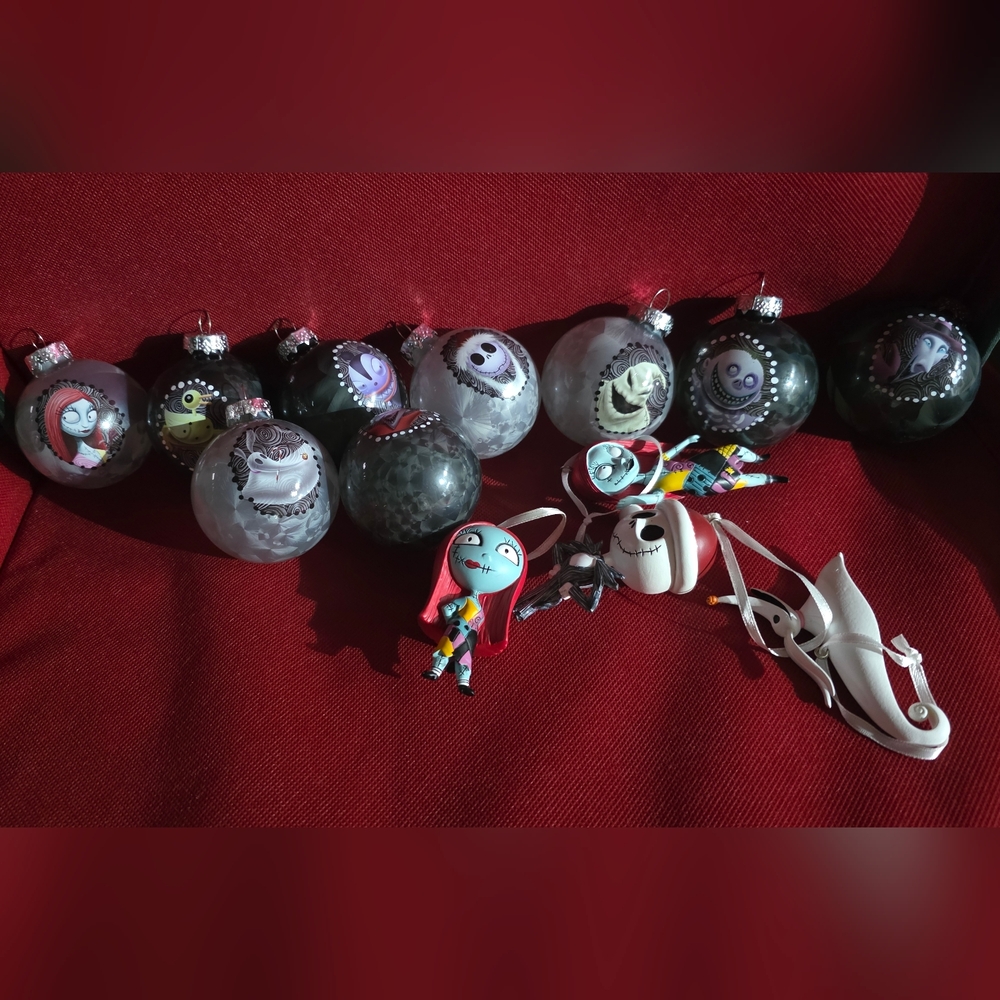 Black and Gray Holiday Ornament Set